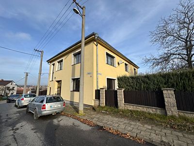 Prodej rodinného domu 389 m², pozemek 562 m²