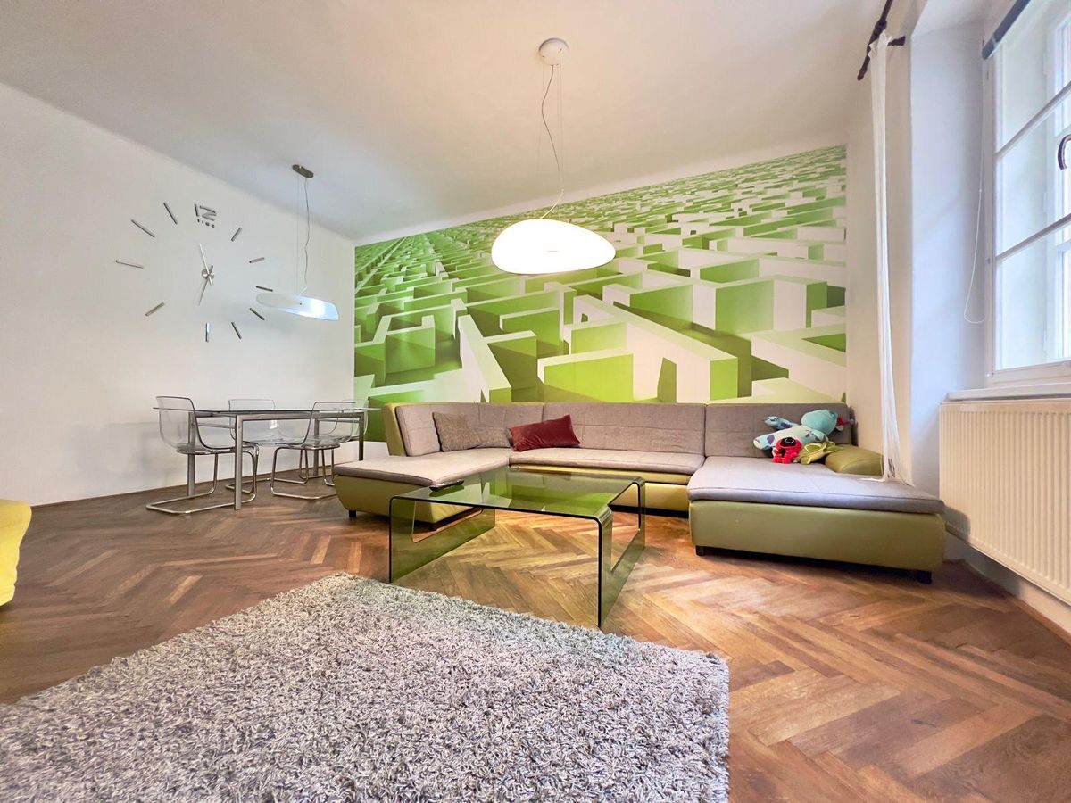 Pronájem bytu 2+1 75 m² (Jednopodlažní)
