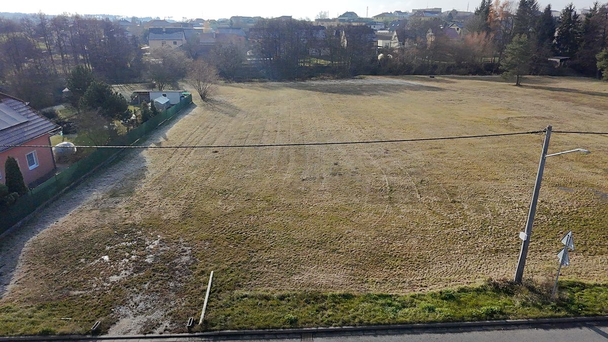 Prodej stavebního pozemku 2678 m² – fotografie 2