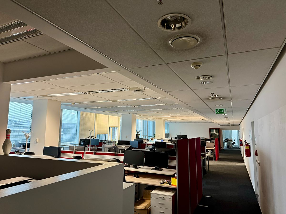 Pronájem kanceláře 431 m² – fotografie 2