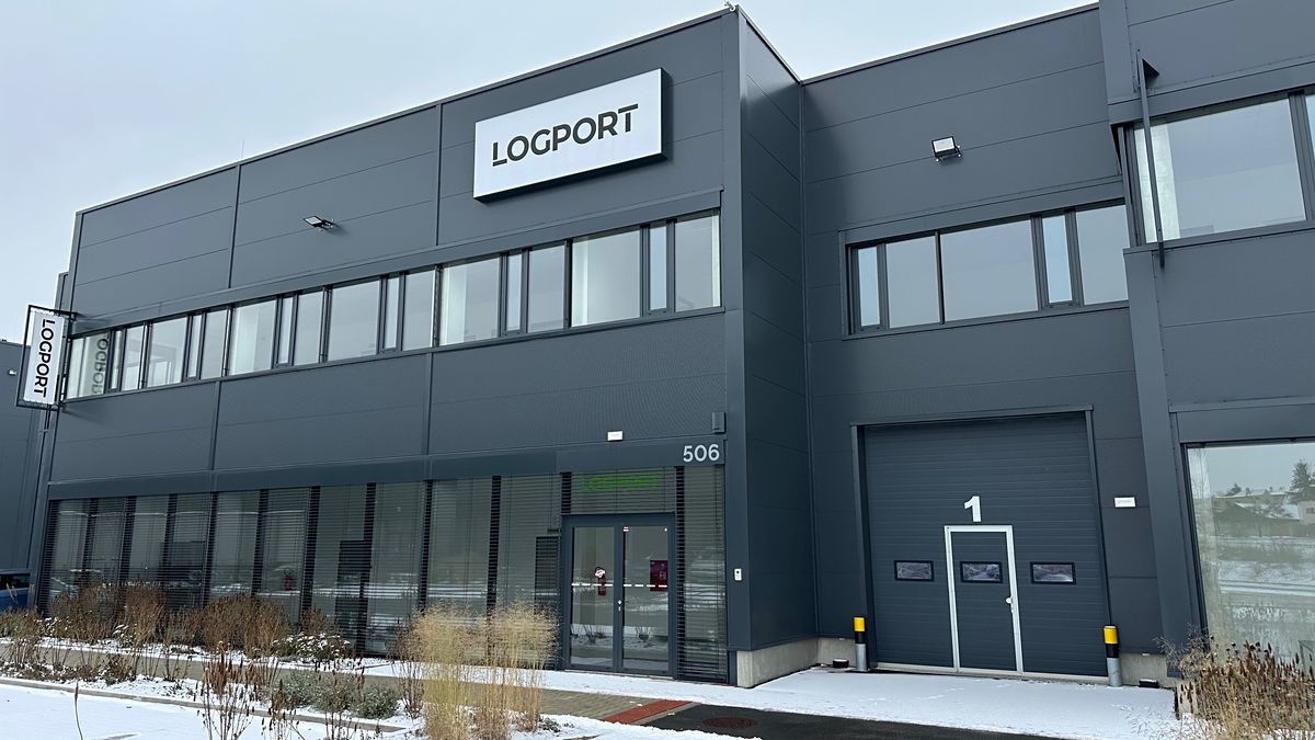 Pronájem obchodního prostoru 329 m²