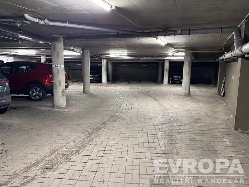 Pronájem garáže 16 m², Jablonec nad Nisou – náhled fotky 2