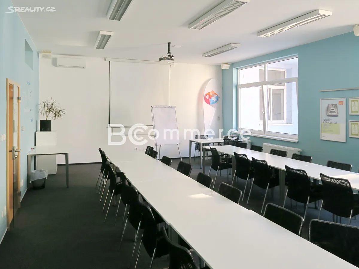 Pronájem kanceláře 66 m², Trnitá