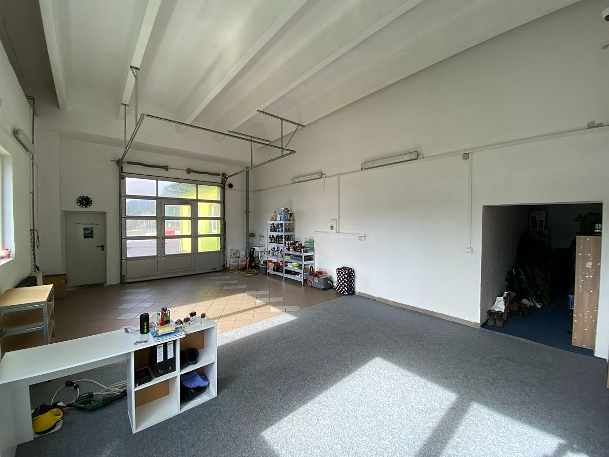 Pronájem komerční nemovitosti 60 m² – fotografie 3