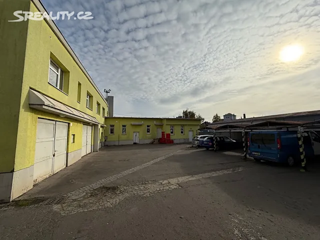 Pronájem výrobní haly, prostoru 1050 m² – pohled 5