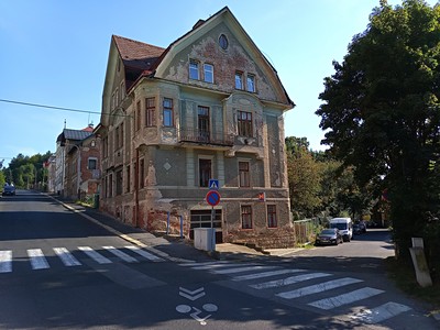 Vítězslava Nezvala, Jablonecké Paseky, Jablonec nad Nisou