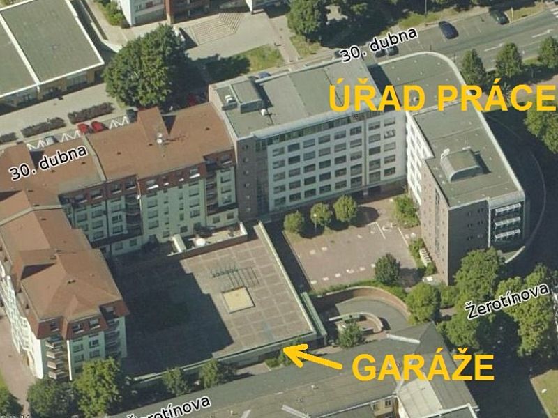 Pronájem garáže 18 m² – fotografie 3