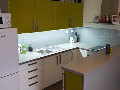 Pronájem bytu 1+kk 35 m² (Jednopodlažní)