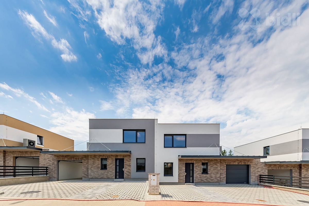 Pronájem rodinného domu 126 m², pozemek 497 m²
