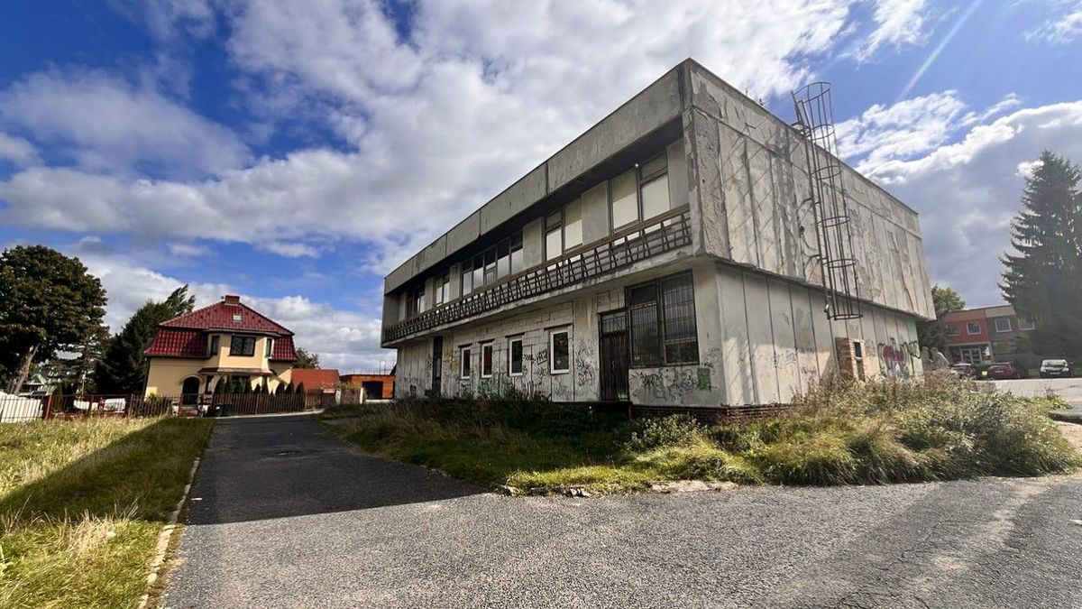 Prodej rodinného domu 600 m², pozemek 434 m² – fotografie 3