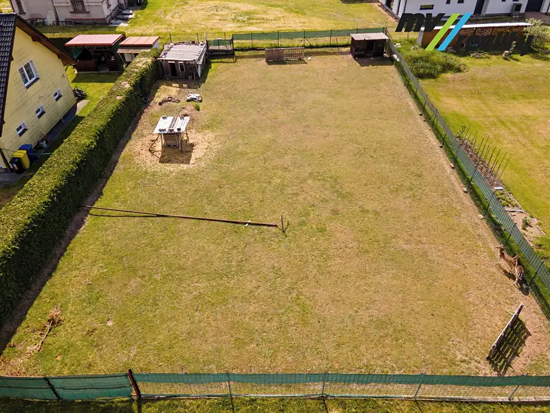 Prodej stavebního pozemku 870 m², Sojovice – náhled fotky 1