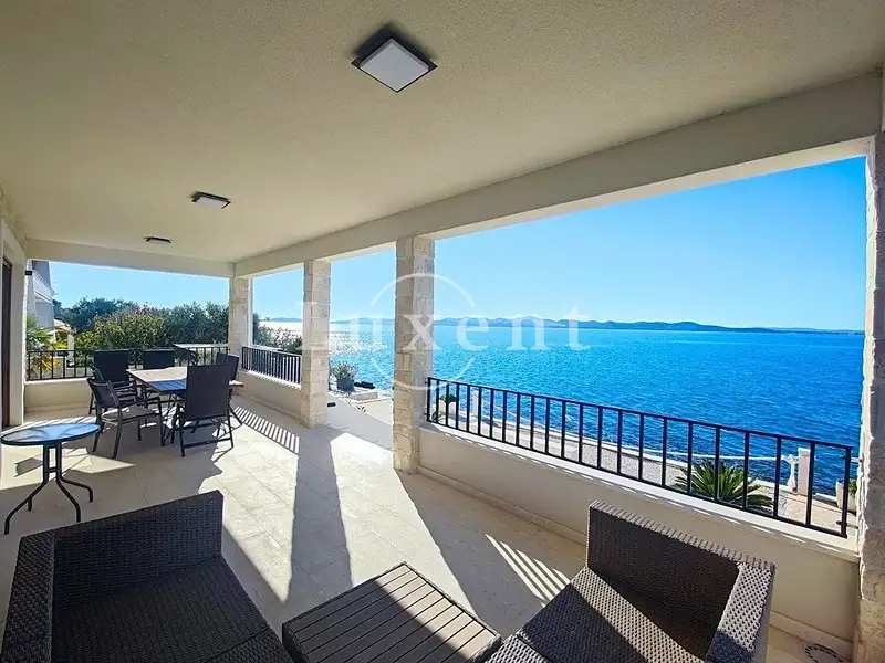Prodej rodinného domu 446 m², pozemek 700 m², Zadar – náhled fotky 1