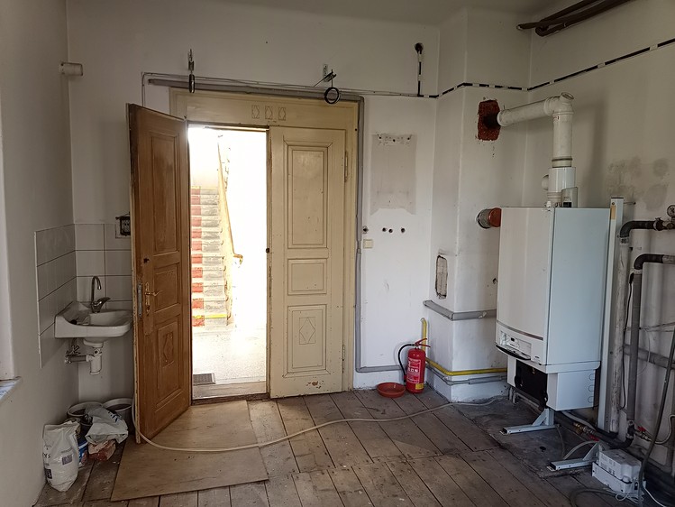 Комерційне приміщення на продаж, 680 м² (27 з 32)