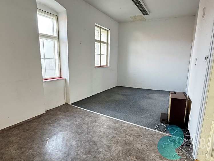Комерційне приміщення в оренду, 150 м² (3 з 6)