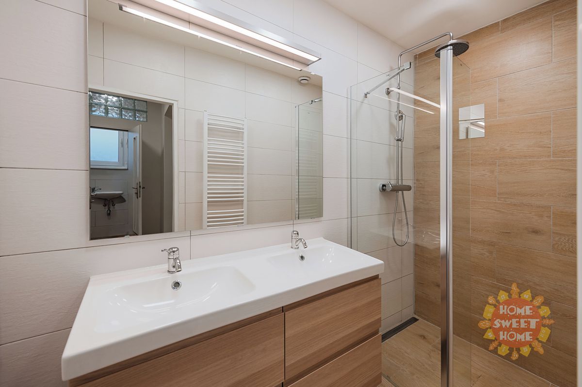 Pronájem bytu 2+kk 40 m² – fotografie 2