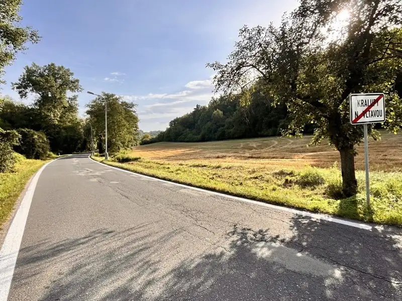Prodej stavebního pozemku 14370 m², Kralupy nad Vltavou – náhled fotky 2