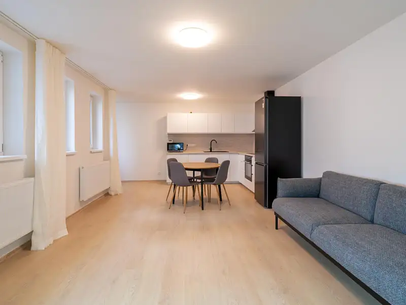 Prodej rodinného domu 98 m², pozemek 124 m², Jeneč – náhled fotky 3