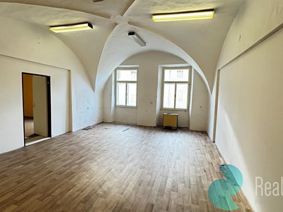 Комерційне приміщення в оренду, 200 м² (2 з 11)