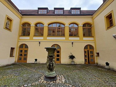 Будинок на продаж, 2 500 м² (3 з 30)