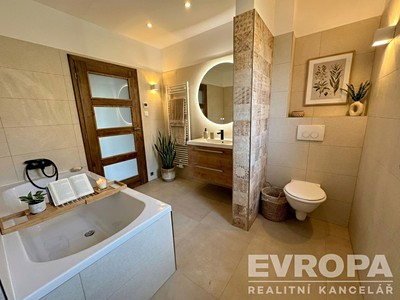 Prodej  rodinného domu 123 m², pozemek 1 061 m² — photo 5