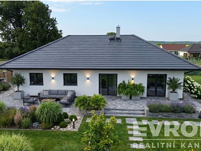 Prodej  rodinného domu 123 m², pozemek 1 061 m² — photo 2