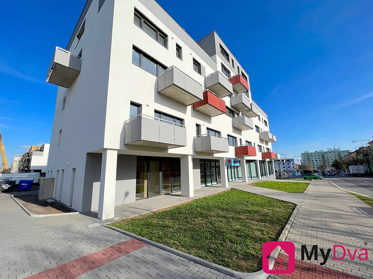 Prodej obchodního prostoru 216 m²