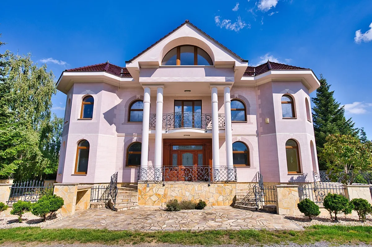 Prodej vily 578 m², pozemek 886 m²