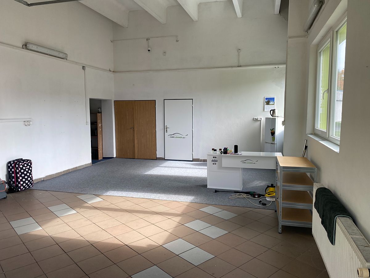 Pronájem komerční nemovitosti 60 m² – fotografie 4