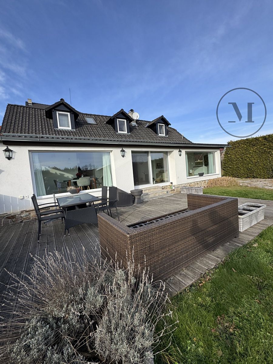 Prodej rodinného domu 480 m², pozemek 1232 m²