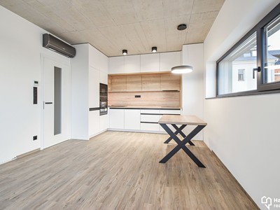 Pronájem bytu 3+kk 65 m²