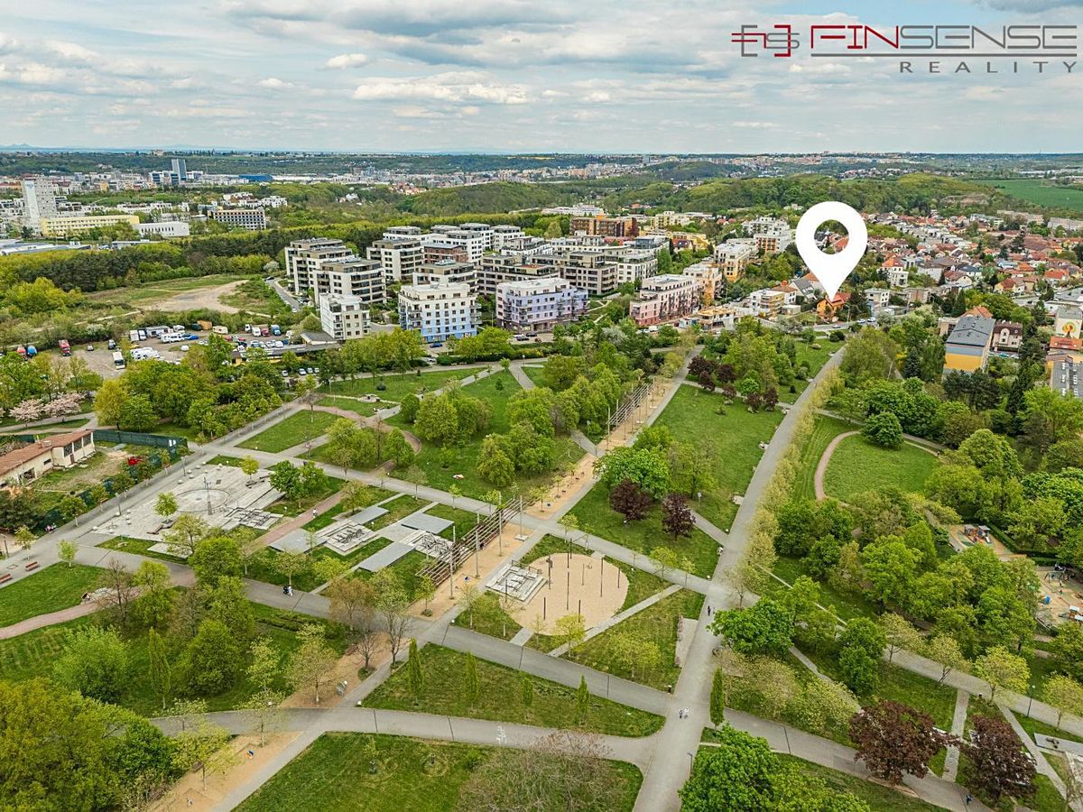Prodej stavebního pozemku 336 m² – fotografie 4
