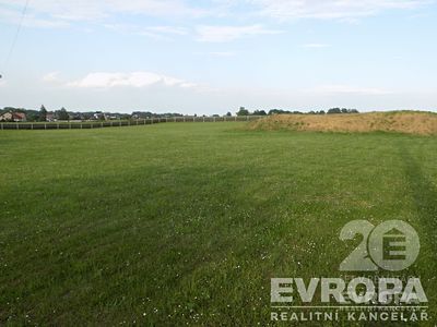 Prodej stavebního pozemku 6736 m²