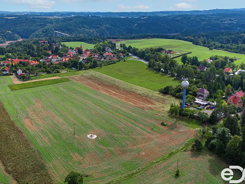 Prodej stavebního pozemku 8825 m², Orlík nad Vltavou – náhled fotky 3