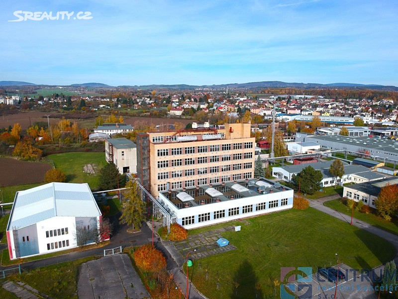 Pronájem skladového prostoru 631 m², Turnov