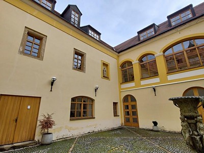 Будинок на продаж, 2 500 м² (2 з 30)
