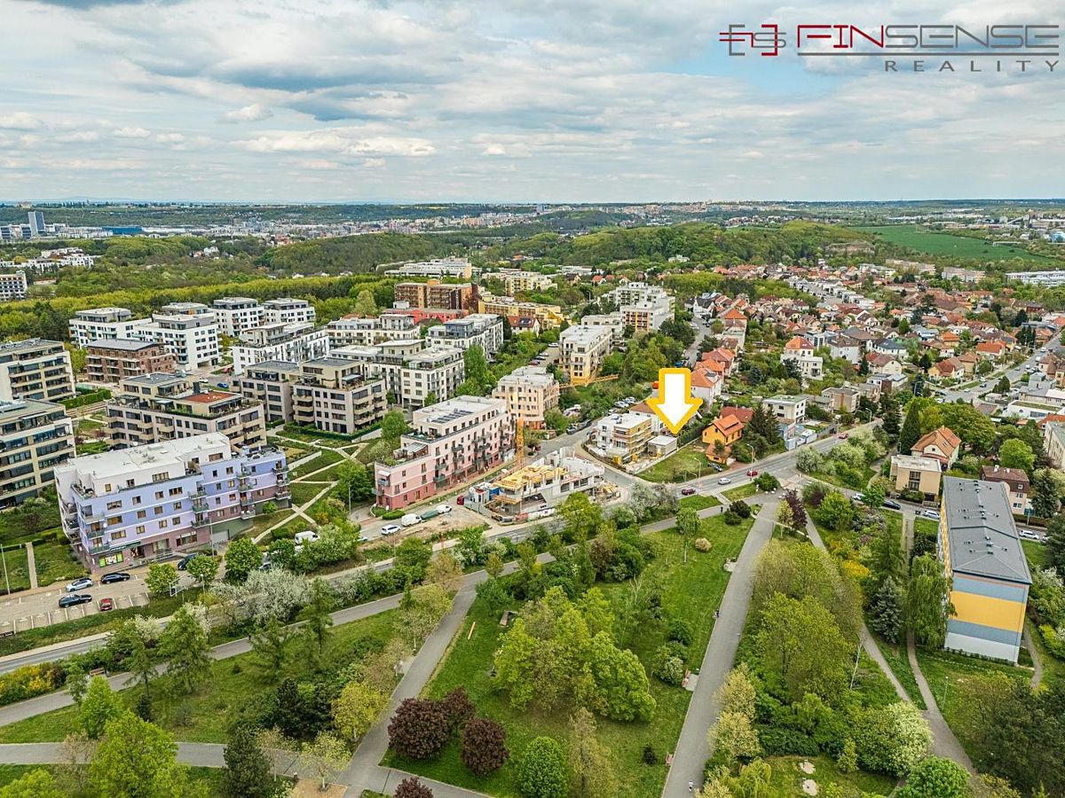 Prodej stavebního pozemku 336 m² – fotografie 3