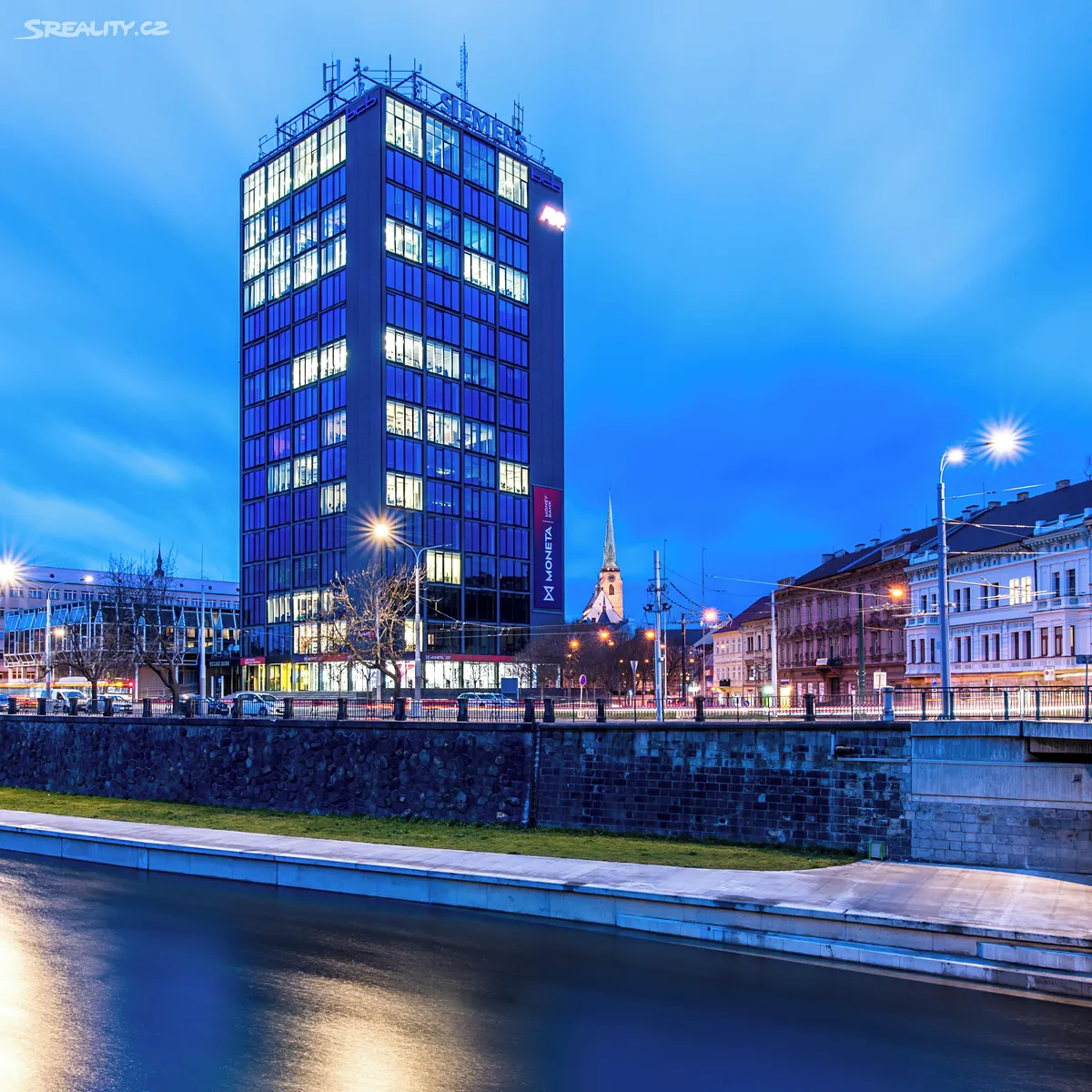 Pronájem kanceláře 182 m², Plzeň