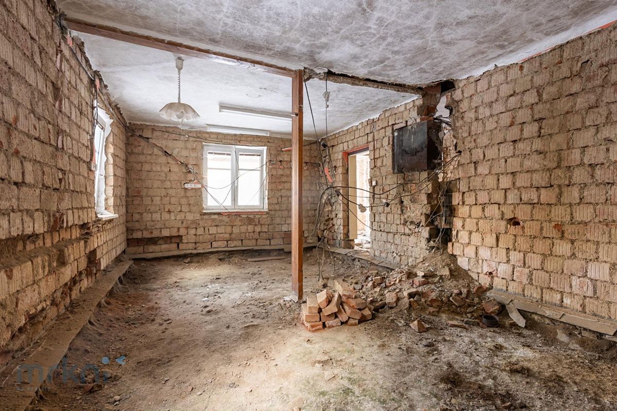 Prodej rodinného domu 140 m², pozemek 1008 m² – fotografie 5