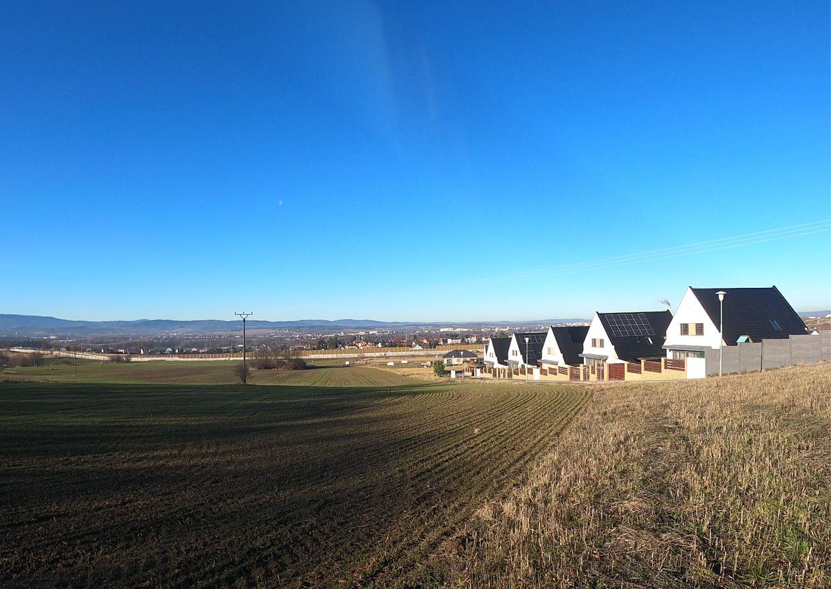 Prodej stavebního pozemku 1316 m² – fotografie 2