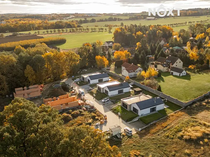 Prodej rodinného domu 97 m², pozemek 908 m², Strančice – náhled fotky 1