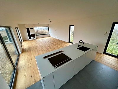Prodej  rodinného domu 196 m², pozemek 929 m² — photo 2