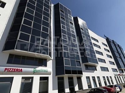Pronájem kanceláře 205 m²