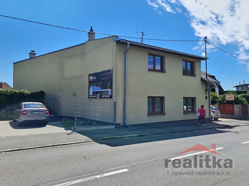 Prodej rodinného domu 334 m², pozemek 533 m², Opava – náhled fotky 3