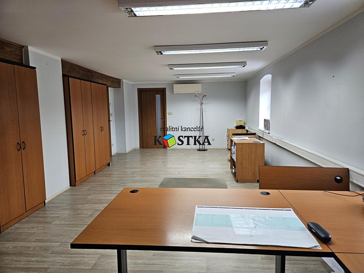 Pronájem komerčního prostoru, 20 m² (6 z 13)