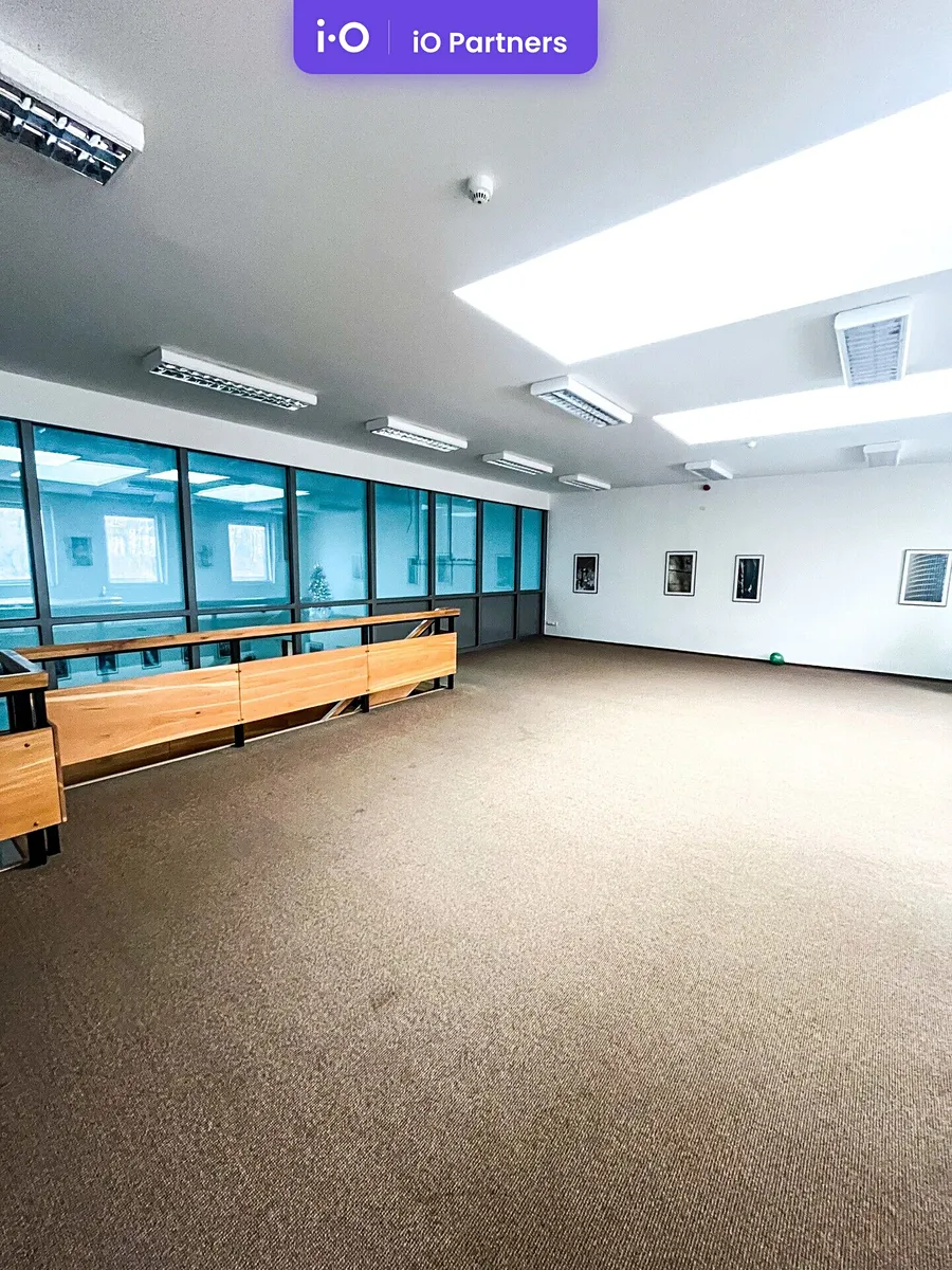 Pronájem obchodního prostoru 195 m²