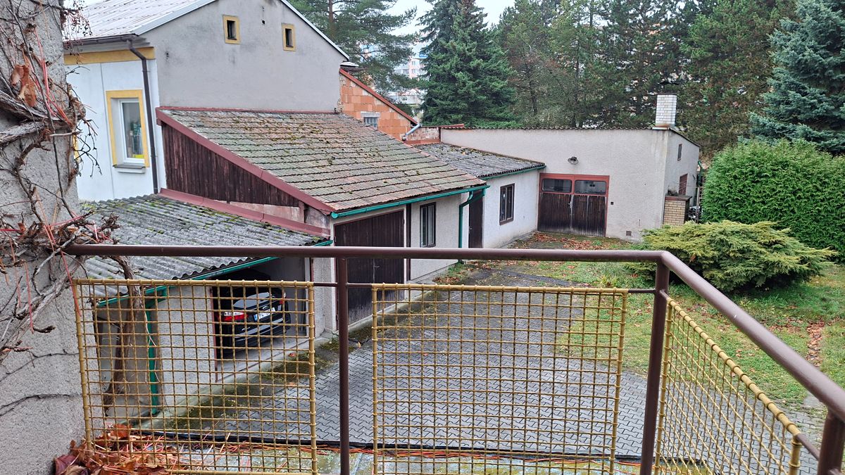 Prodej vily 200 m², pozemek 997 m² – fotografie 5
