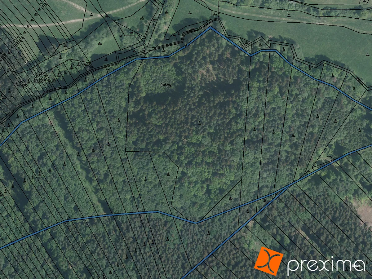 Prodej podílu 1669/419457 pozemku 148 m²