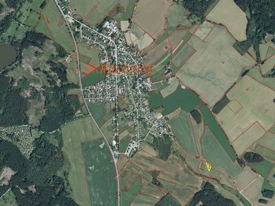 Prodej pole 1370 m²