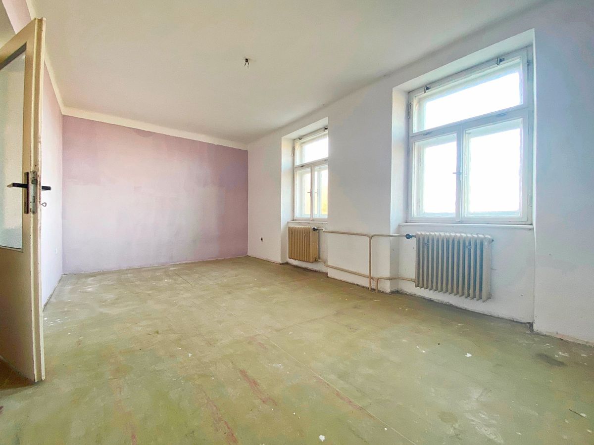 Prodej rodinného domu 240 m², pozemek 605 m² – fotografie 5