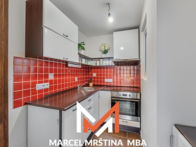 Prodej bytu 3+1 101 m² (Podkrovní)